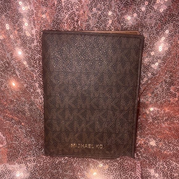 Michael Kors Handbags - Michael Kors Signature Passport Wallet
